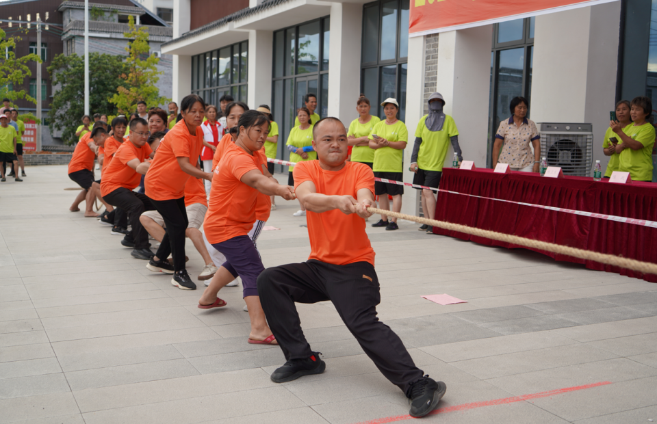 赛事组委会, 为获奖队伍